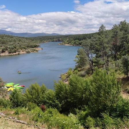 Puente Viejo De Buitrago Casa Enebro Apartman Buitrago del Lozoya Kültér fotó
