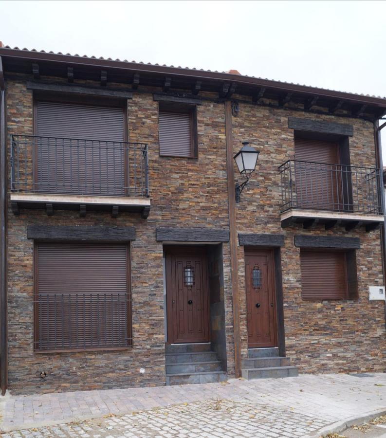 Puente Viejo De Buitrago Casa Enebro Apartman Buitrago del Lozoya Kültér fotó